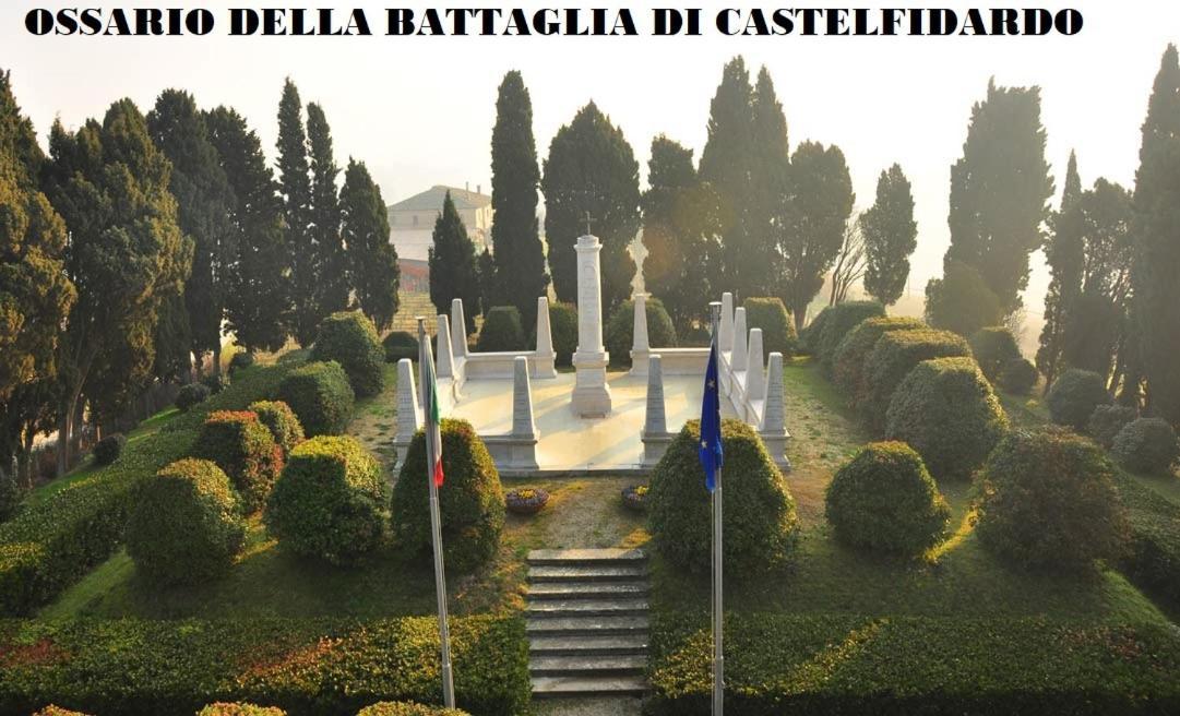 1 La Fisarmonica Del Conero Leilighet Castelfidardo Eksteriør bilde